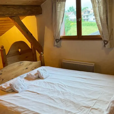 La Grange Aux Feex, Charming 4 Bedroom Apartment