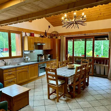 La Grange Aux Feex, Charming 4 Bedroom * Les Gets