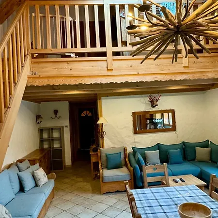 La Grange Aux Feex, Charming 4 Bedroom Apartment